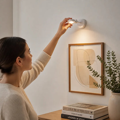 Motion Sensor Spotlight Rechargeable USB-C Magnetic Mount