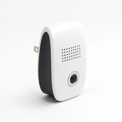 Ultrasonic Plug-In Pest Repeller for Indoor Use