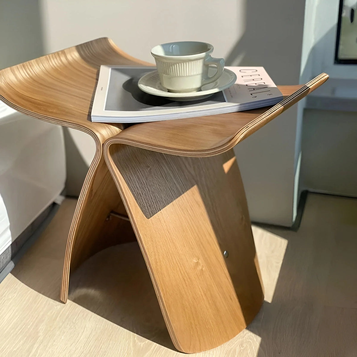 Wooden Bench Compact Natural Wood Top Lightweight & Sturdy
